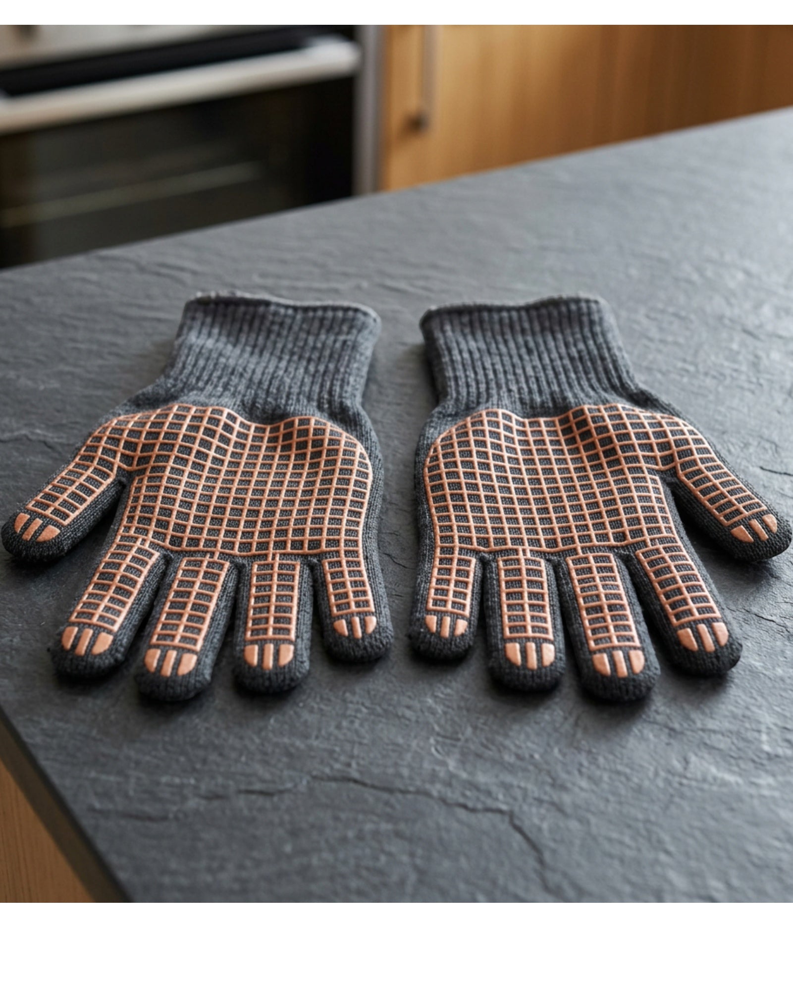 Tastyly Five-Finger Knit Oven Gloves 30 cm Charcoal Copper Pair - Lifestyle view